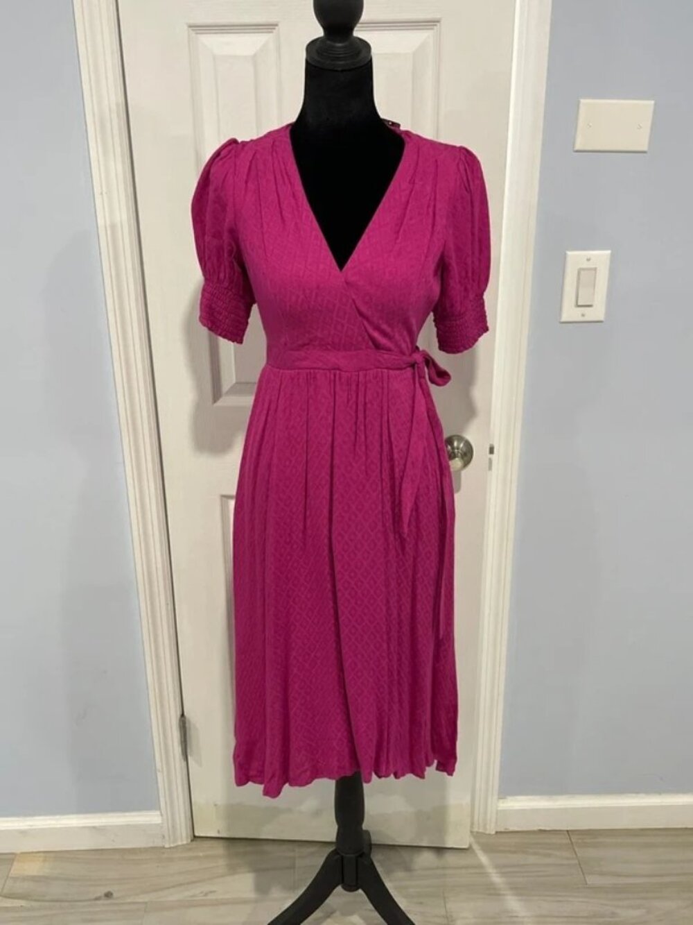Anthropologie Maeve Women’s Magenta Tie-Waist Midi Dress 0P NWT